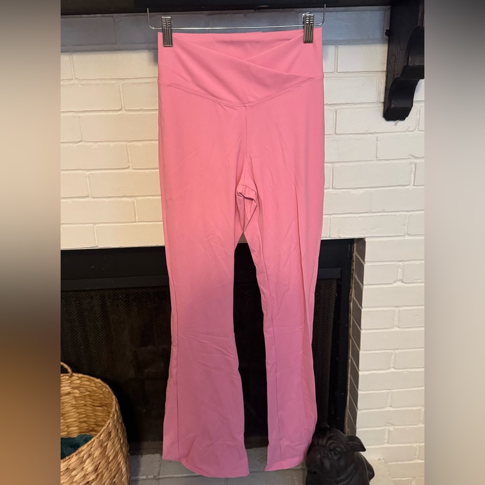 Women’s Pink Flare Leggings
